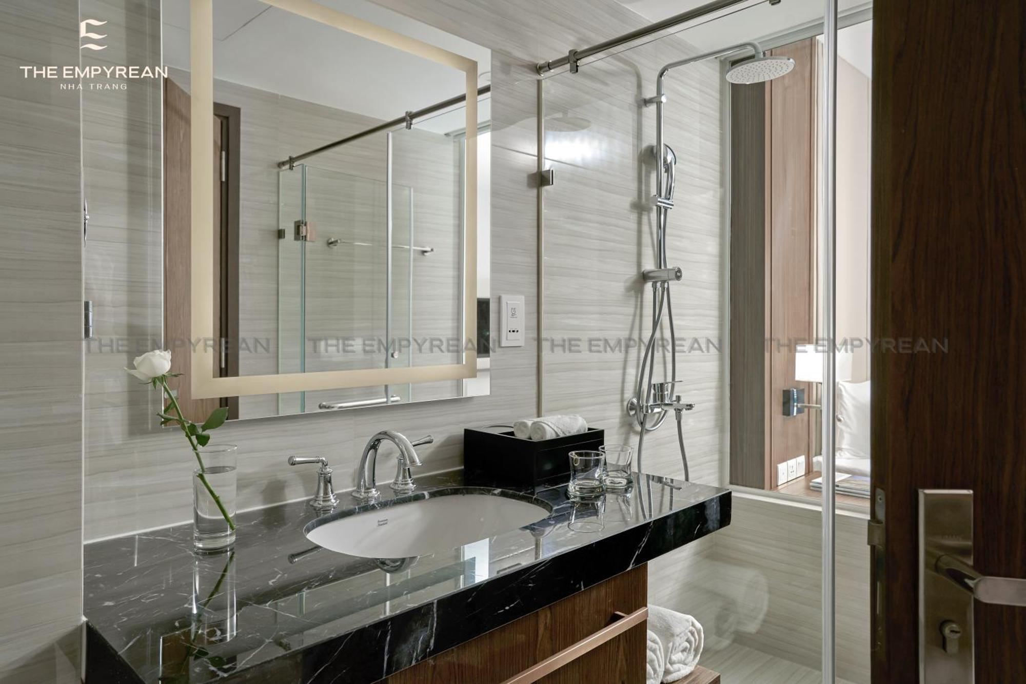 The Empyrean Nha Trang Hotel Room photo