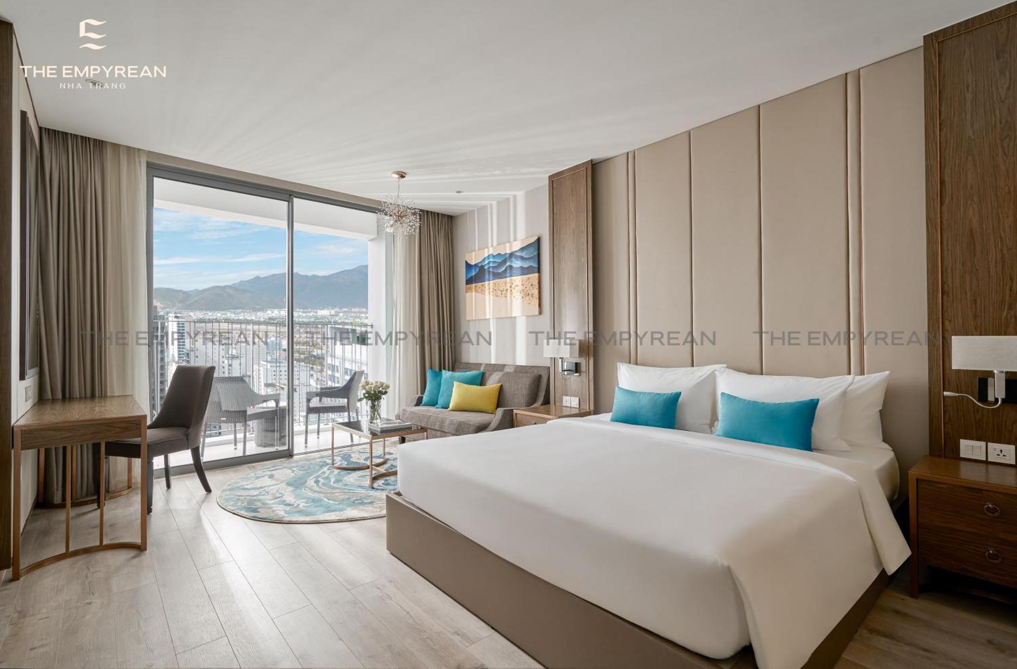 The Empyrean Nha Trang Hotel Room photo