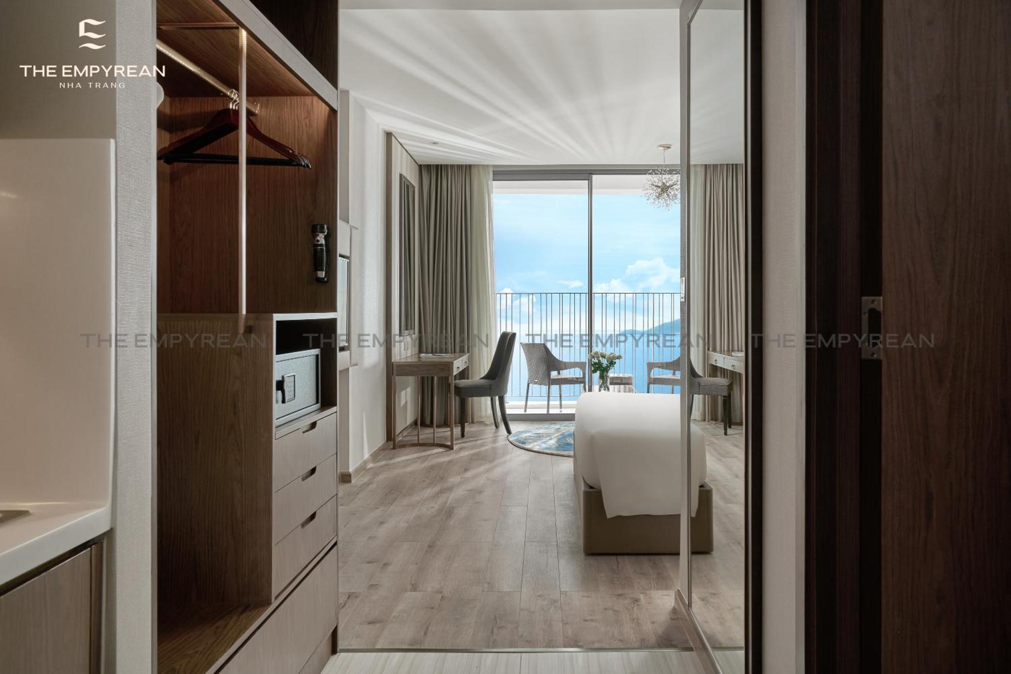 The Empyrean Nha Trang Hotel Room photo
