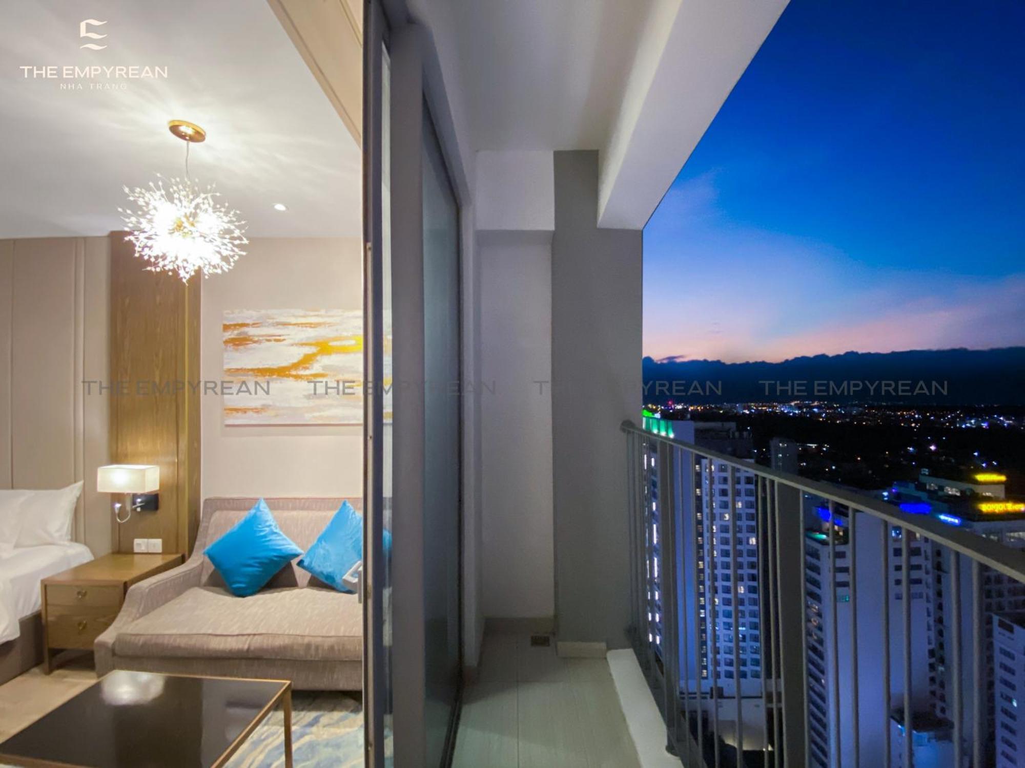 The Empyrean Nha Trang Hotel Room photo