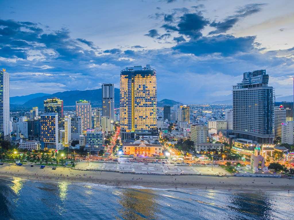 The Empyrean Nha Trang Hotel Exterior photo